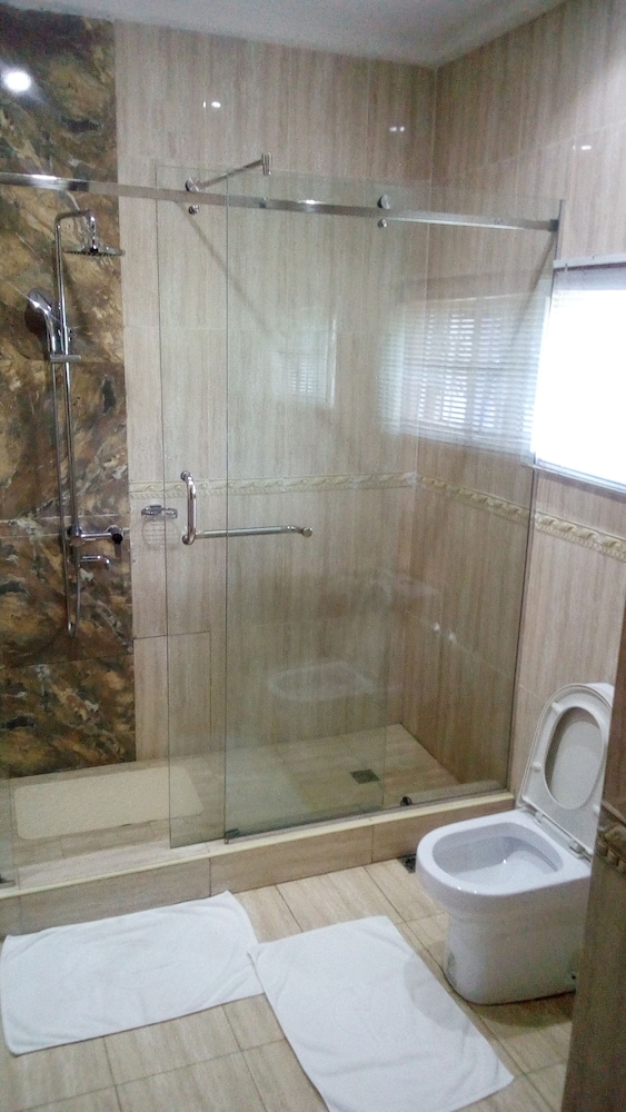 Executive Suite photo 2