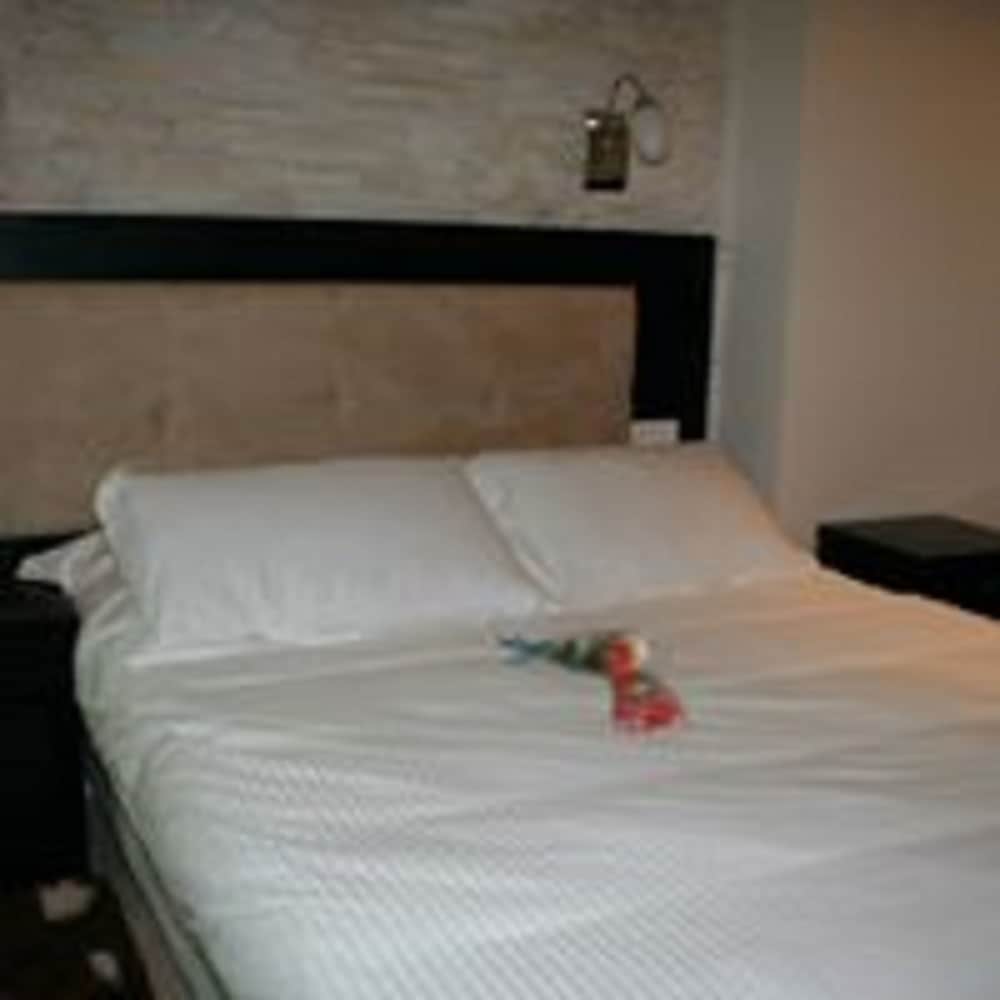 Executive Suite photo 2