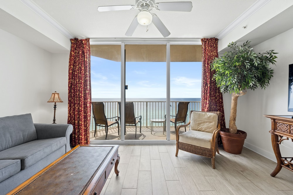 Condo, 1 Bedroom, Beachfront (1016)