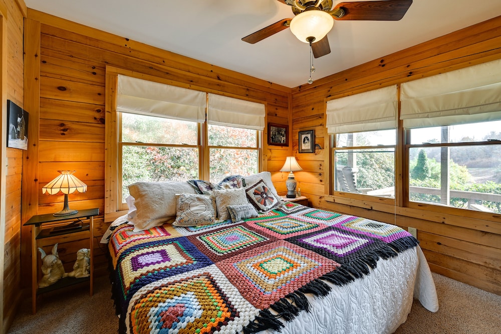 House (4 Bedrooms) photo 1