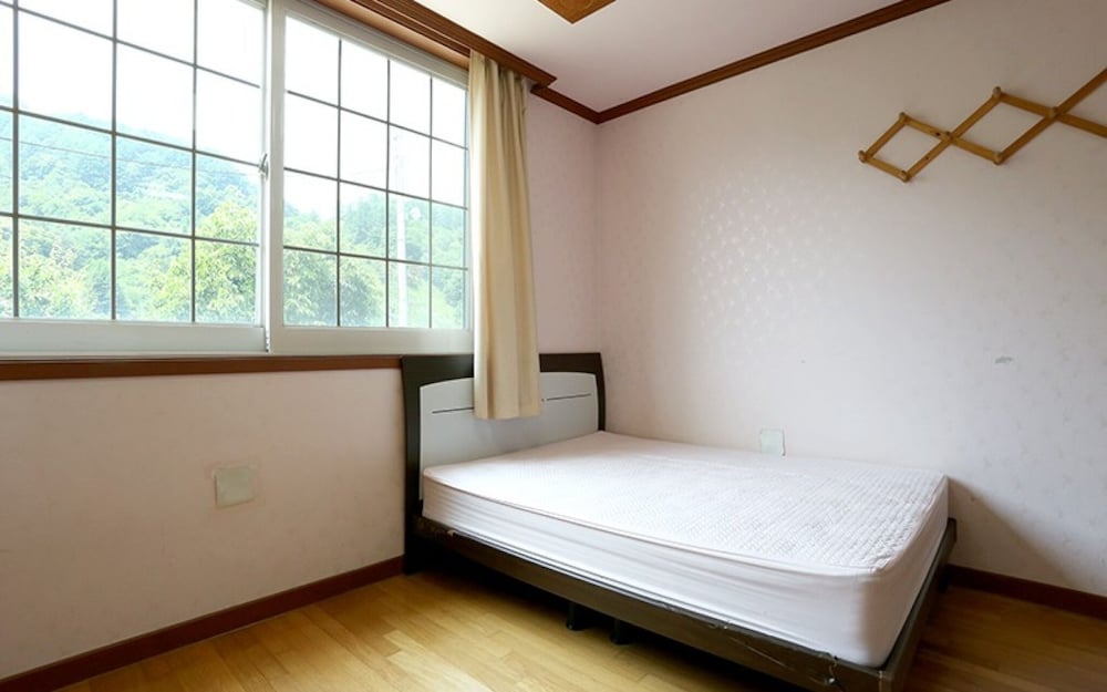 Room (Break (224))