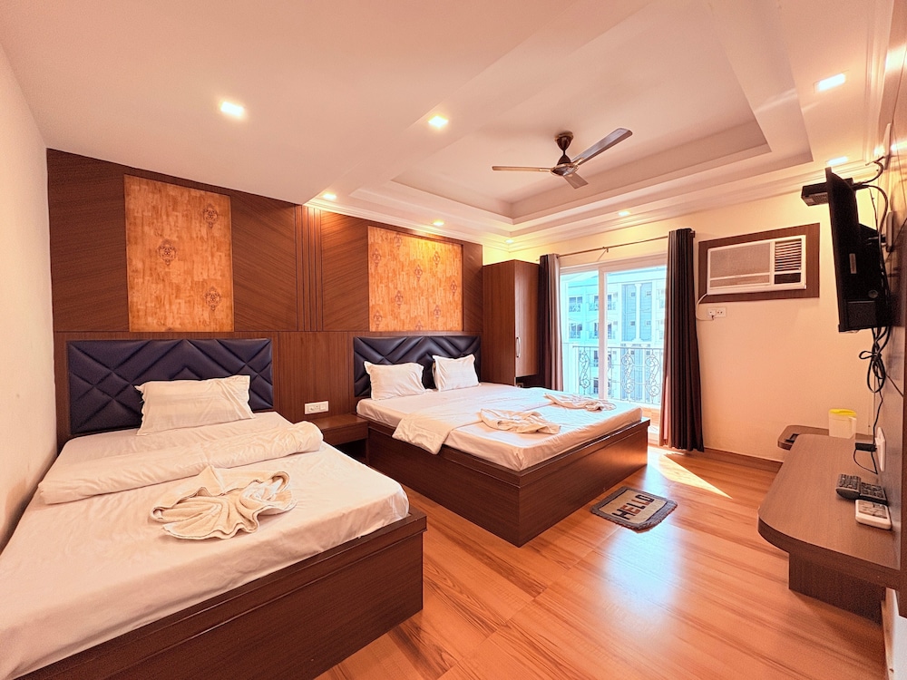 Deluxe Triple Room photo 2