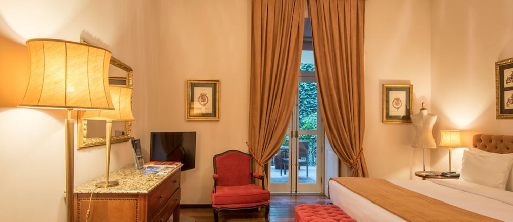 Available room