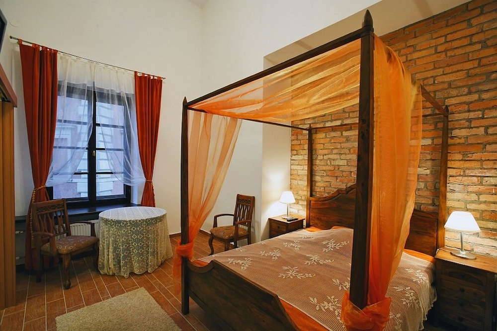 Deluxe Room (with AC) - Photo 4