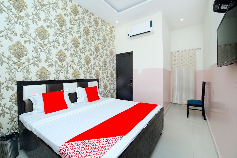 Double Or Twin Room photo 2