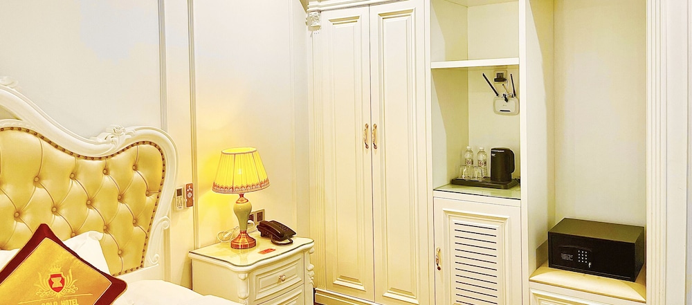 Superior Double Room, City View photo 3