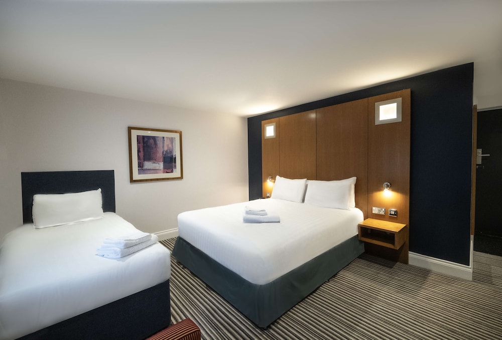 Family Room, Multiple Beds, Non Smoking photo 3