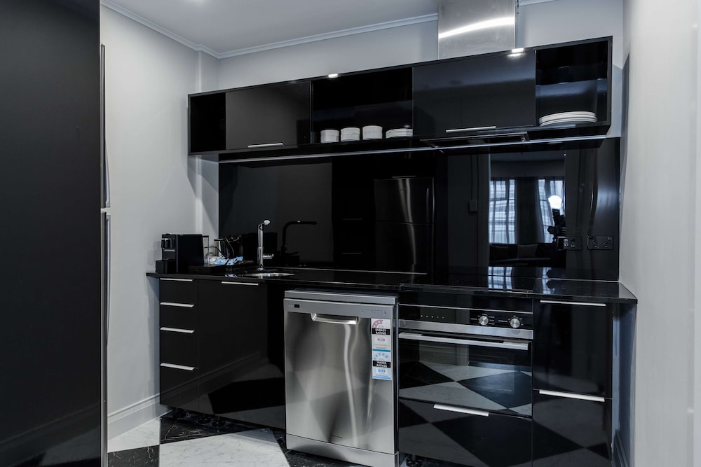 Deluxe Apartment, 2 Bedrooms thumbnail 6
