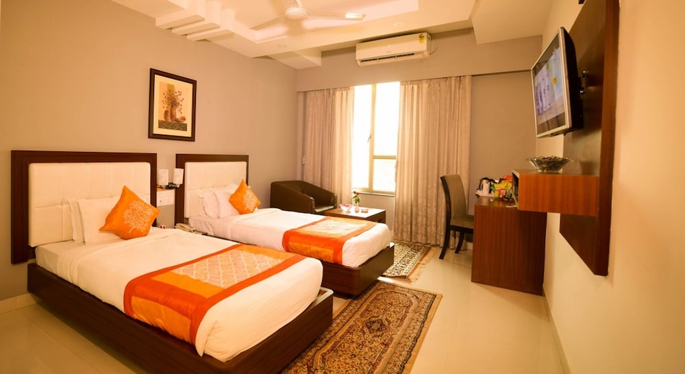 Corporate Club Room