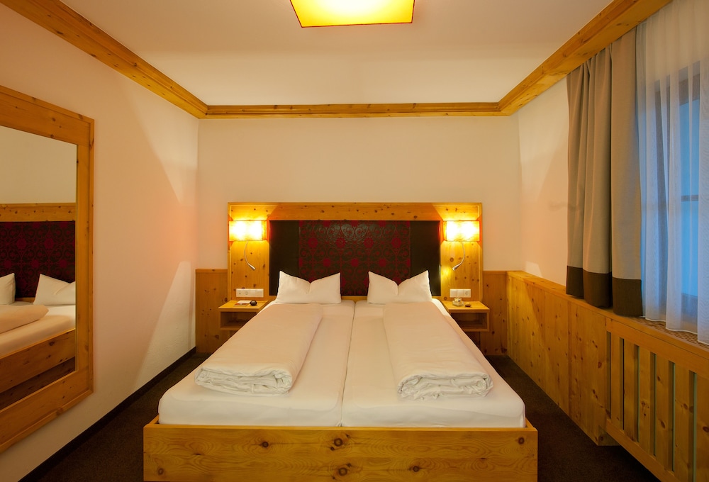 Standard Double Room - Photo 1
