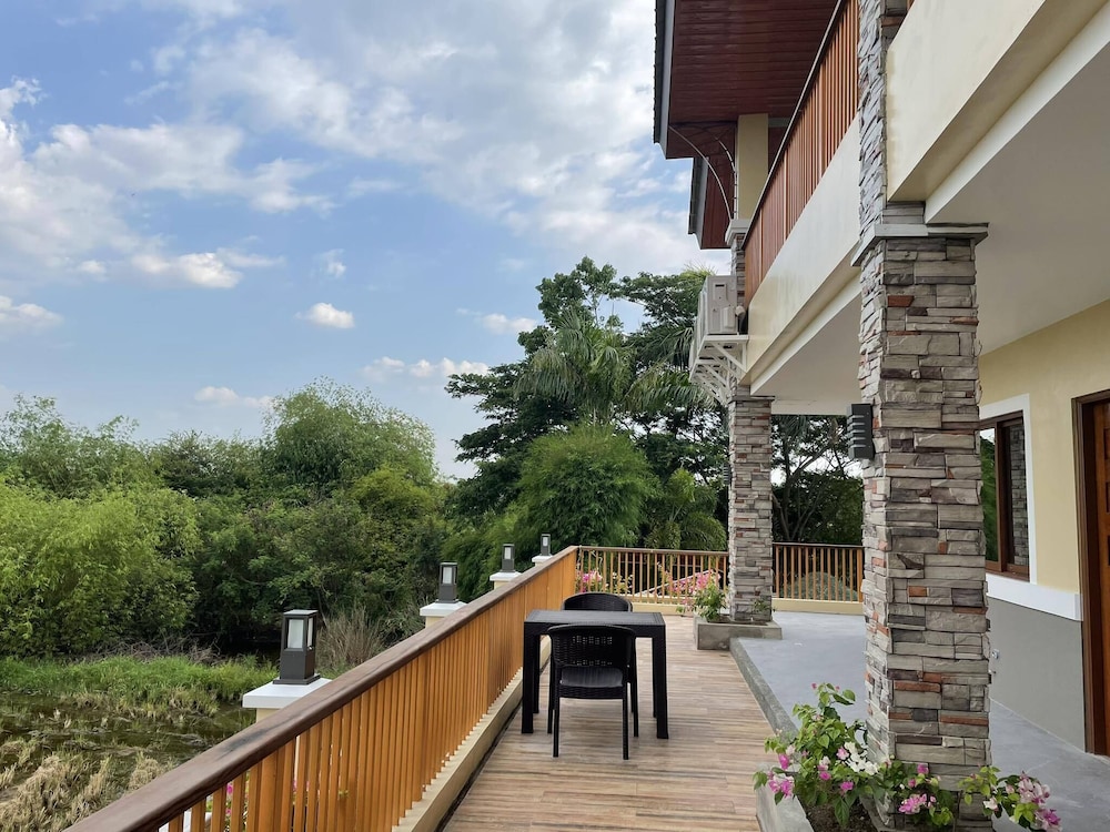 Economy Shared Dormitory, Mixed Dorm, Non Smoking, Garden View photo 3