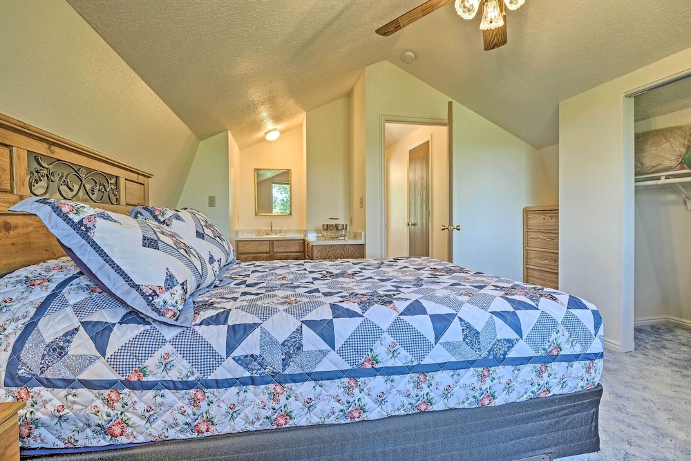 House (2 Bedrooms) photo 3