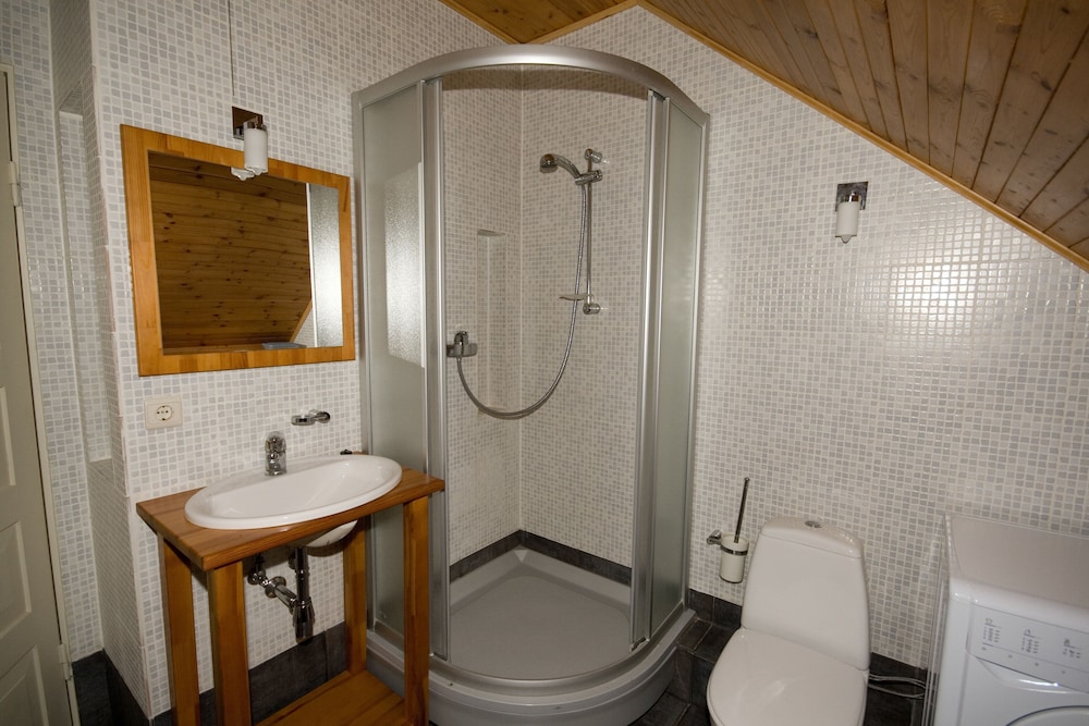 Basic Apartment, 3 Bedrooms, Sauna, Ground Floor photo 3