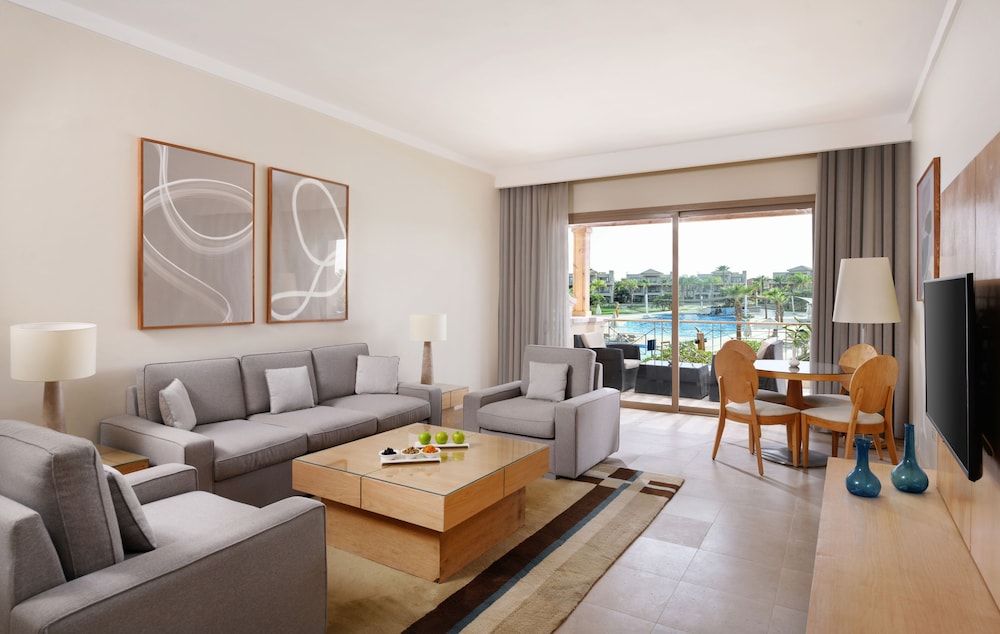 Deluxe Suite - Photo 4