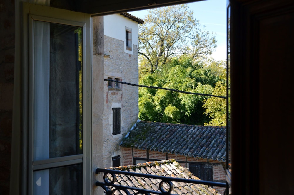 Deluxe Double Room, Canal View (Saphir) photo 3
