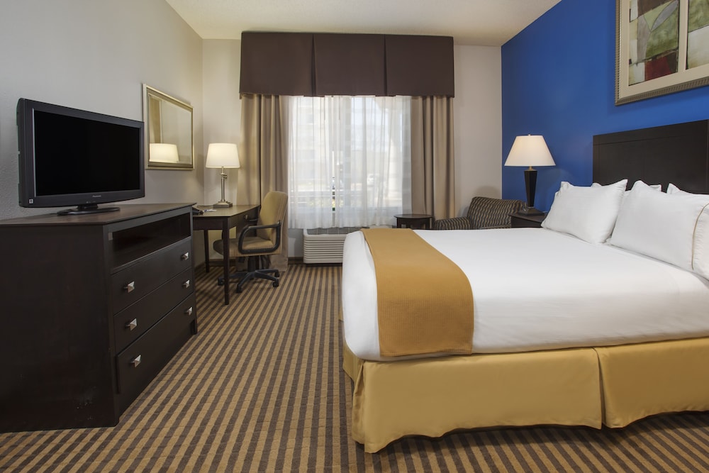 Standard Room, 1 King Bed - Photo 2