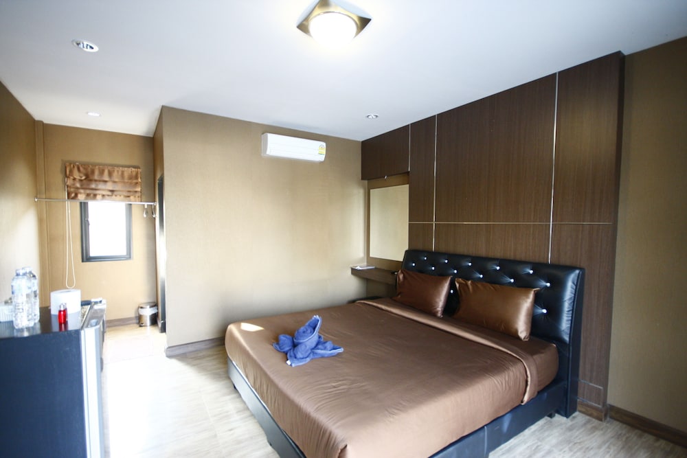 Standard Double Room (2nd Floor) photo 1
