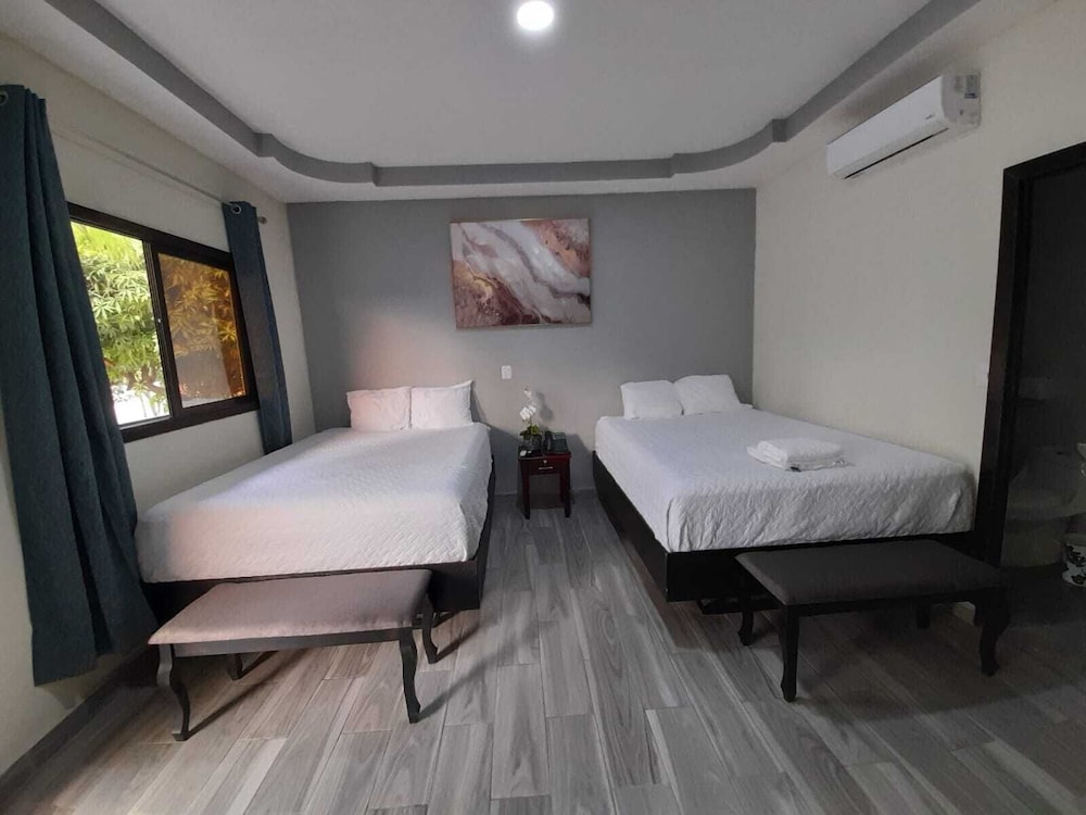Basic Double Room photo 2