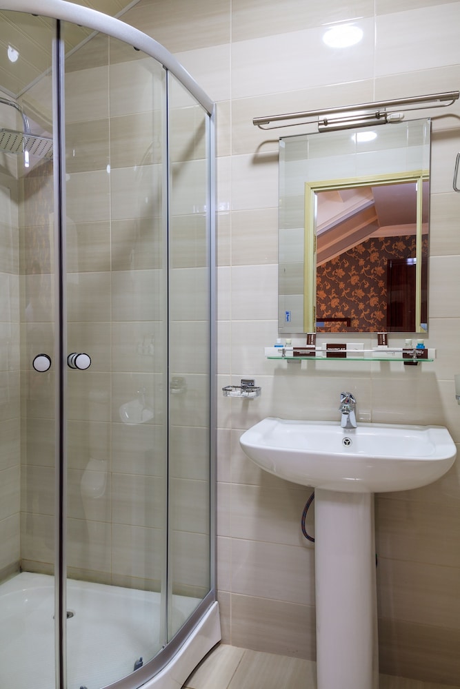 Deluxe Twin Room - Photo 4