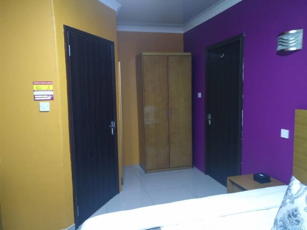 Standard Double Room, 1 Queen Bed photo 3