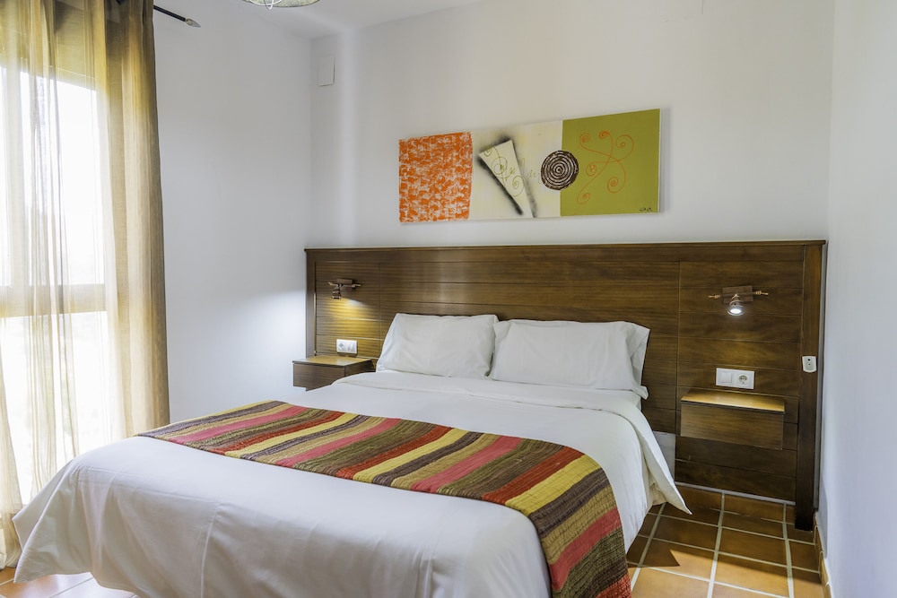 Apartment, 1 Bedroom, Terrace, Mountain View - Photo 5