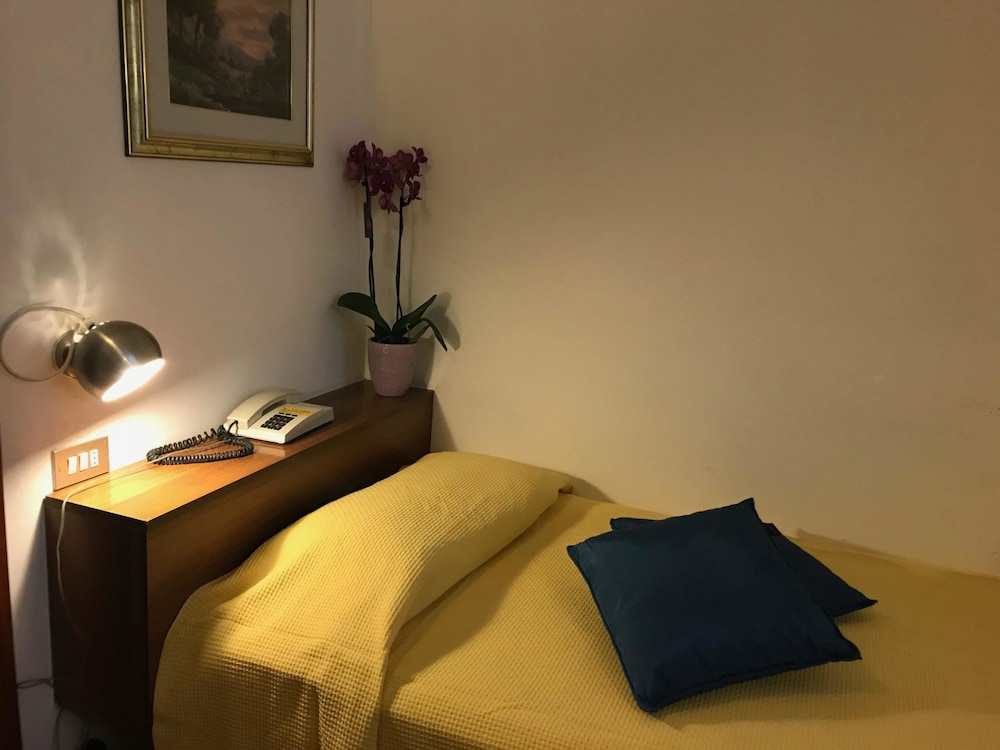 Single Room, Garden View photo 1