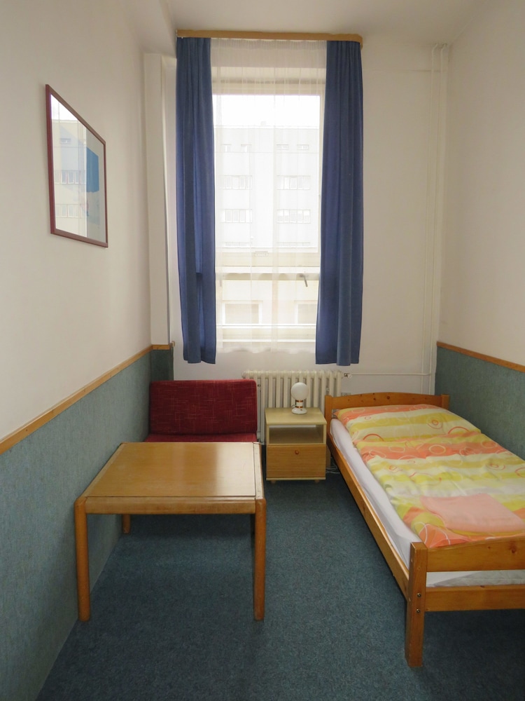 Basic Single Room