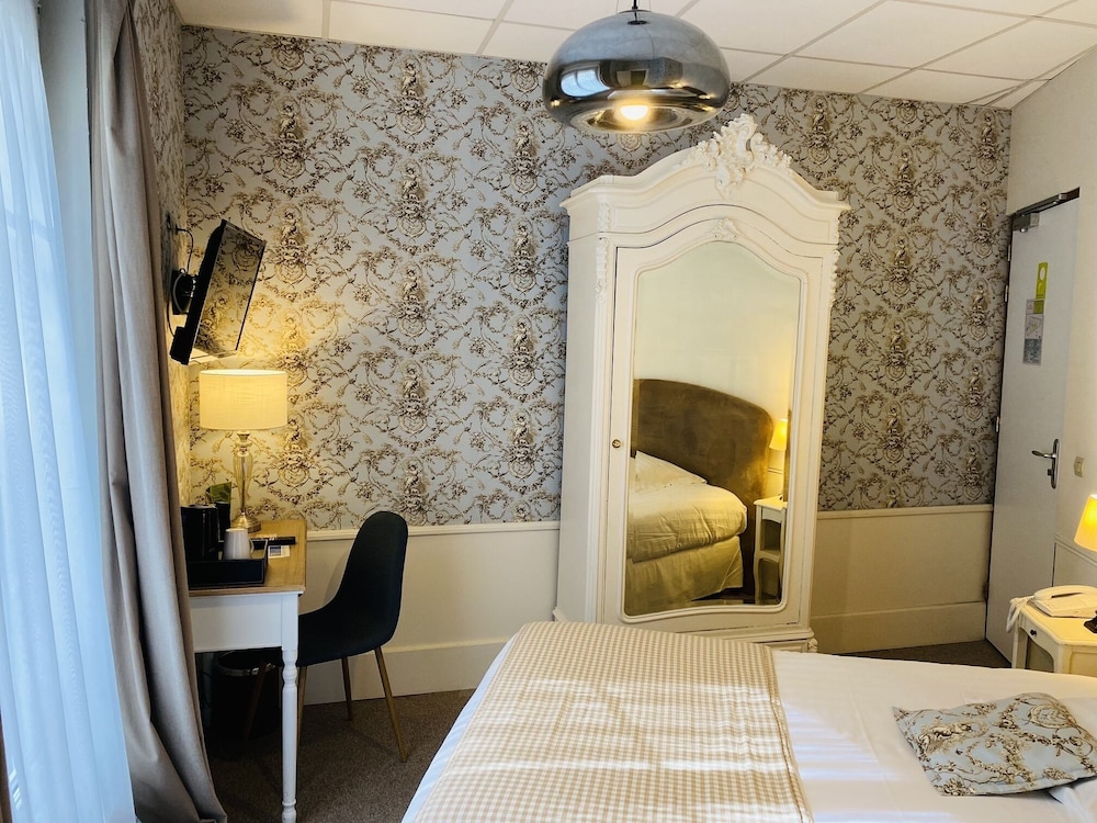 Classic Single Room