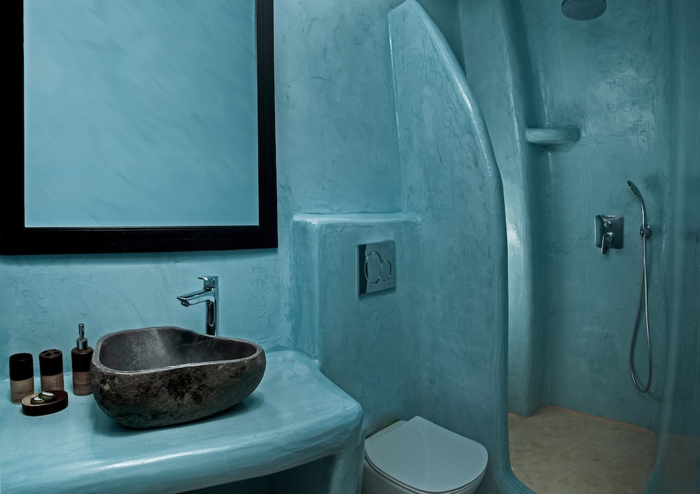 Junior Room, Pool View - Photo 2