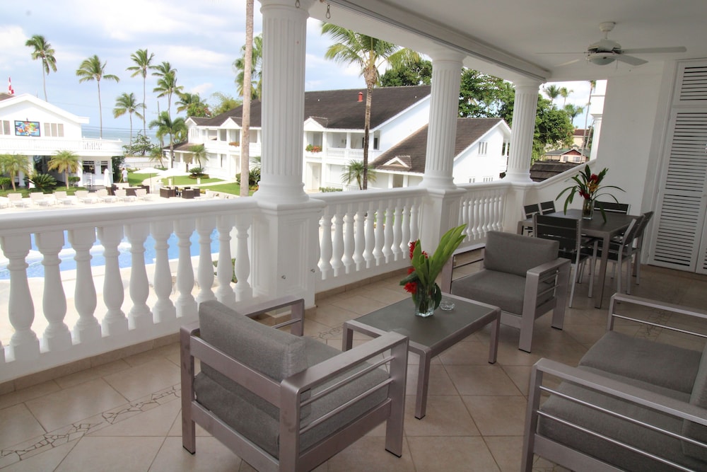 Deluxe Apartment, 2 Bedrooms, Sea View