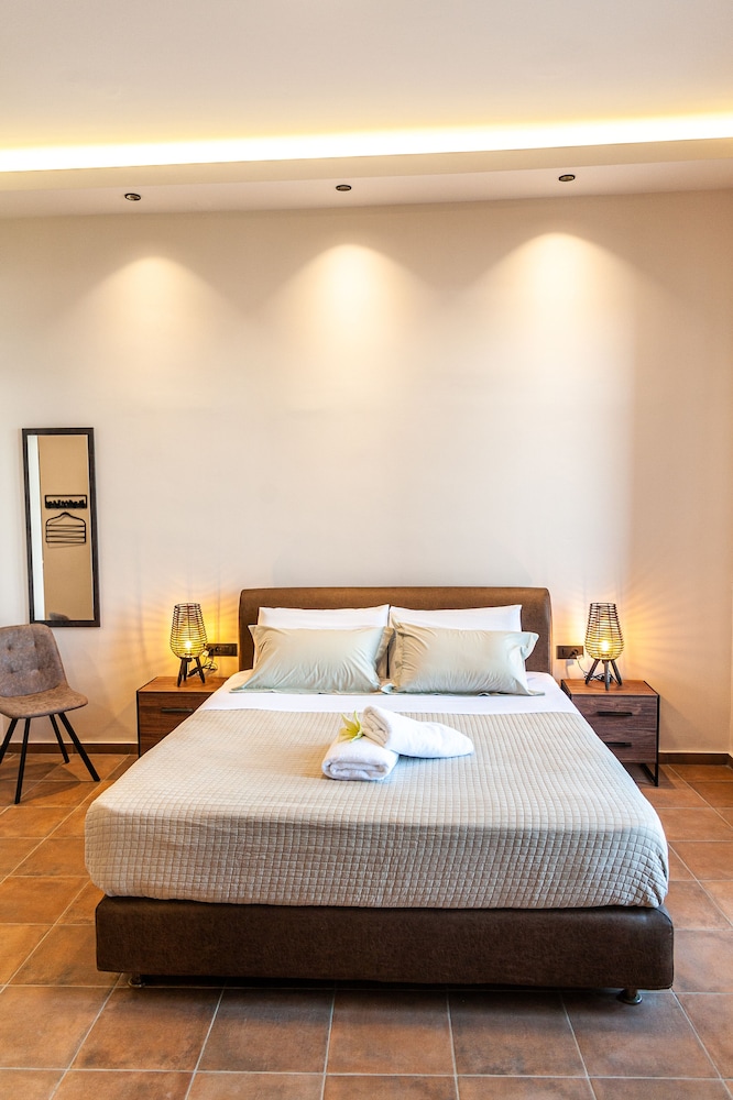 Family Studio Suite