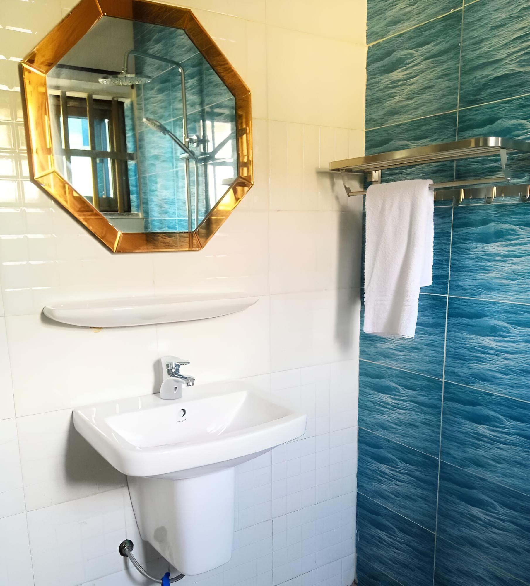 Standard Triple Room photo 2