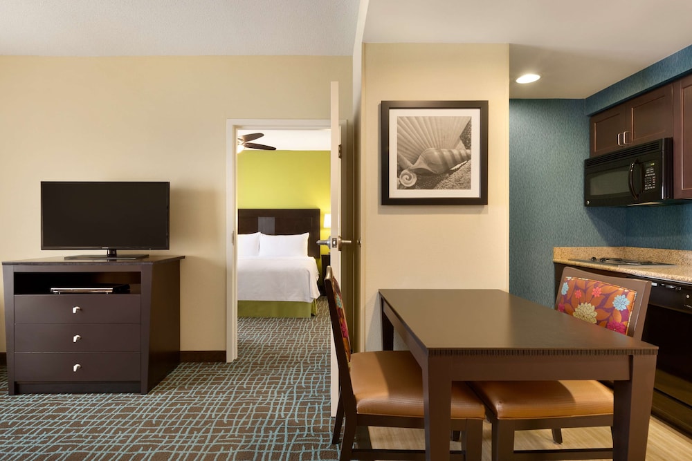 Suite, Accessible, Non Smoking - Photo 3