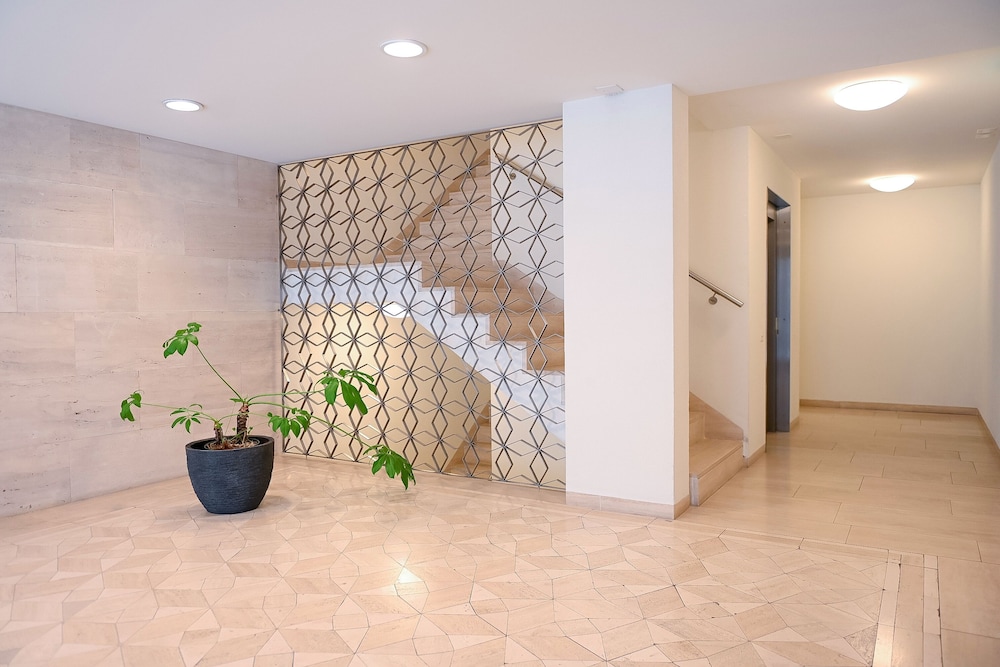 Luxurious Lugano Apartment With City Views, 사진 50
