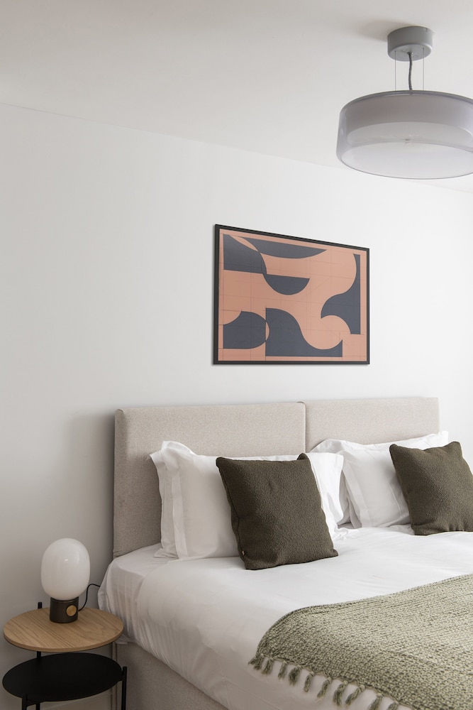 One Bedroom Apartment Plus photo 3