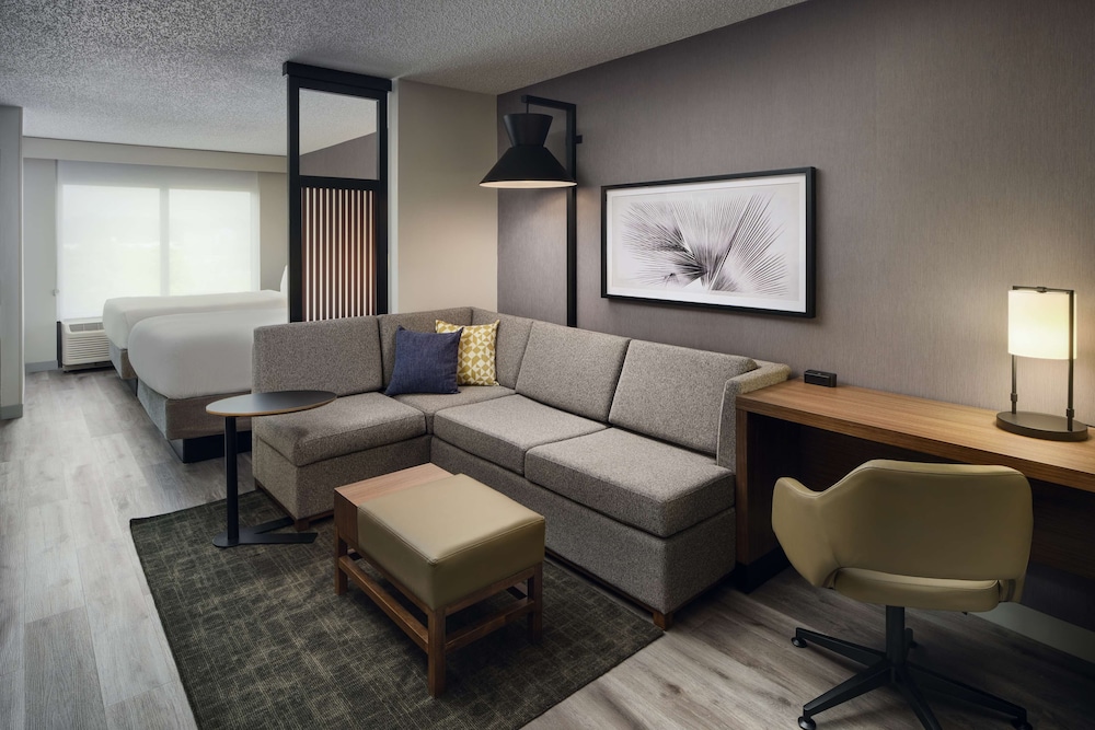 Room, Multiple Beds (High Floor) - Photo 4