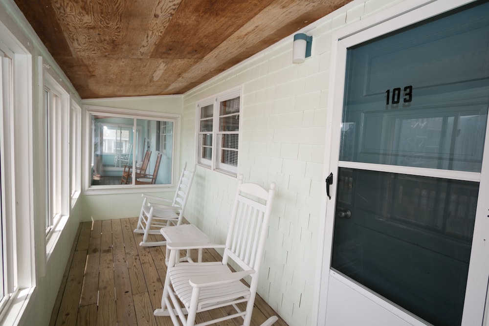 Standard Studio, 1 Bedroom, Kitchenette, Ocean View, photo 6