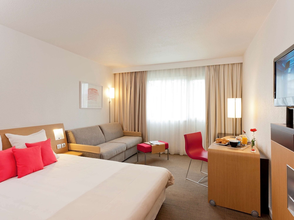 Classic Room, Multiple Beds - Photo 9