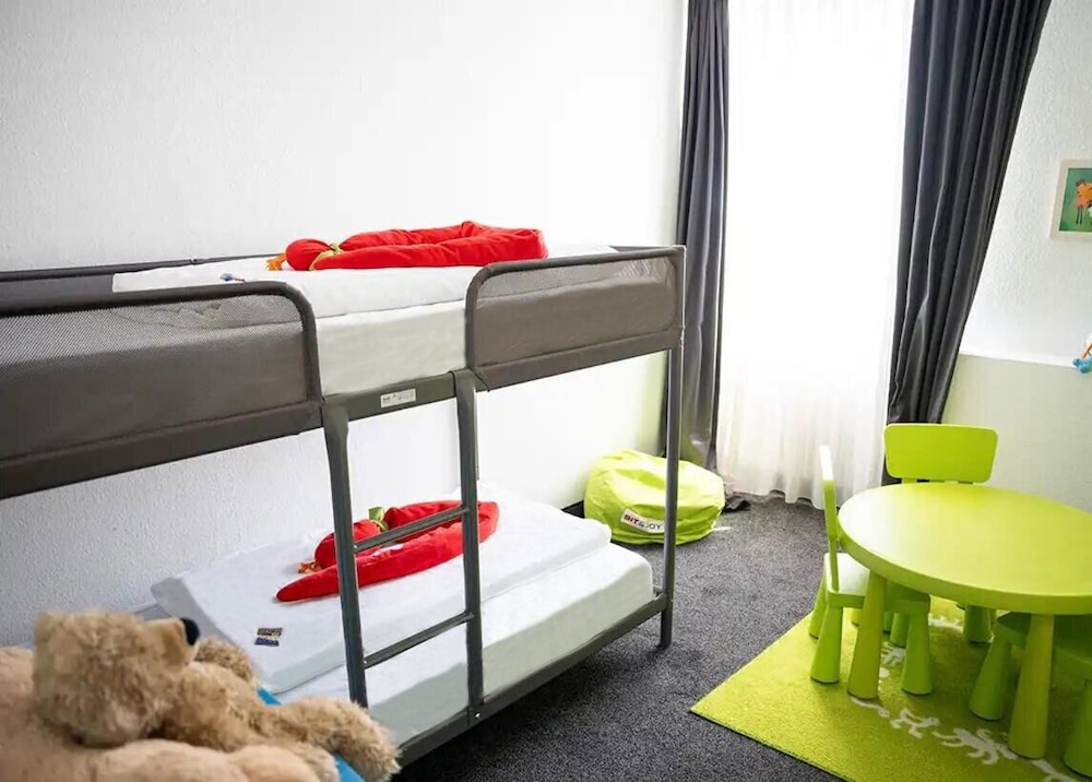 Family Suite - Photo 4