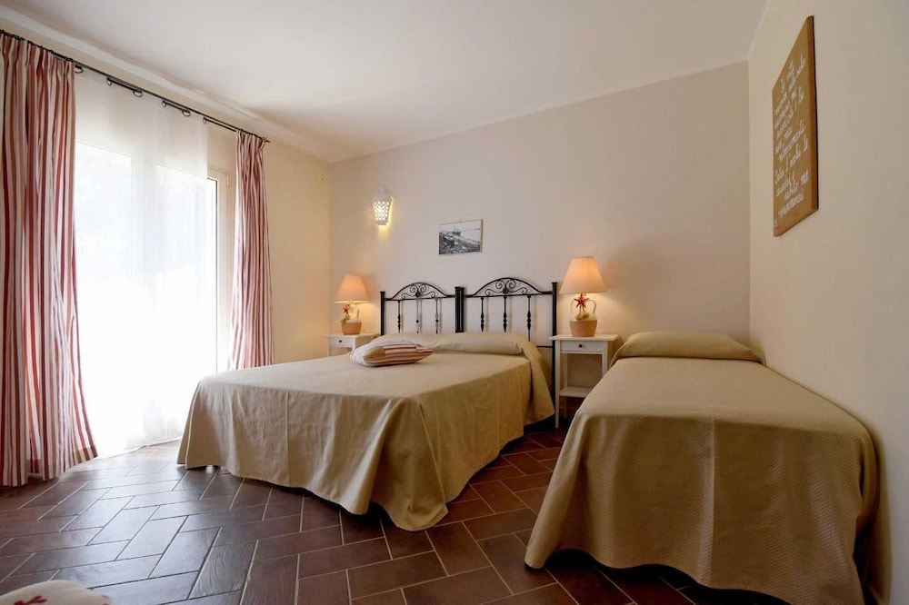 Triple Room, Patio