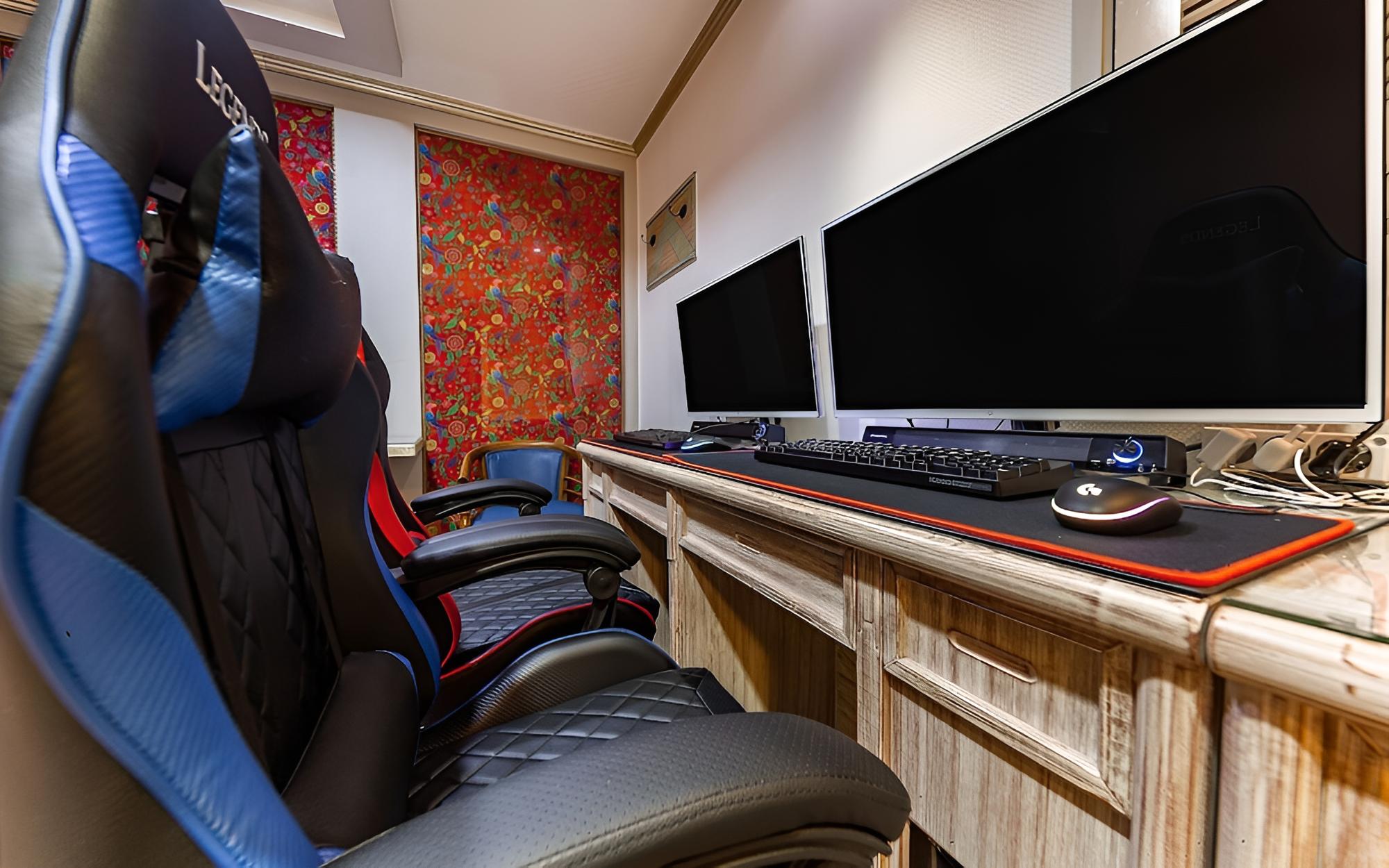 Room (Couple PC Bag Room (Netflix viewing a) photo 3