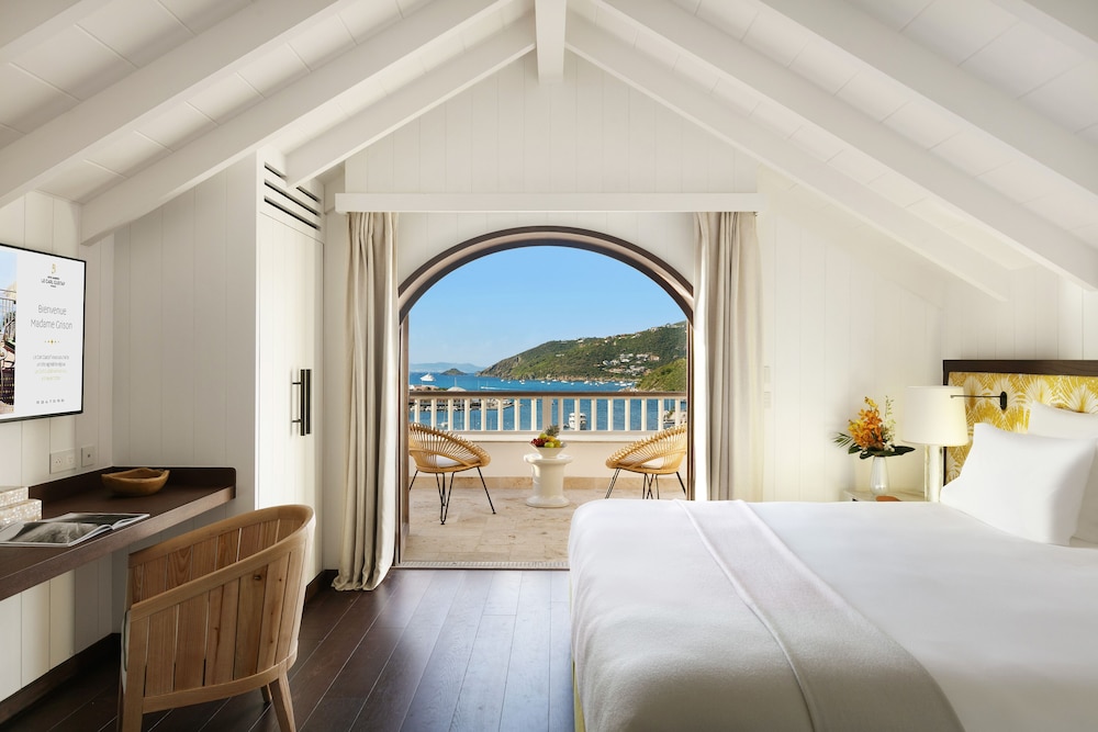 Suite, Hot Tub, Sea View photo 2