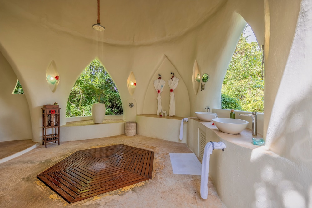 Two Bedroom Garden View Pool Pavilion