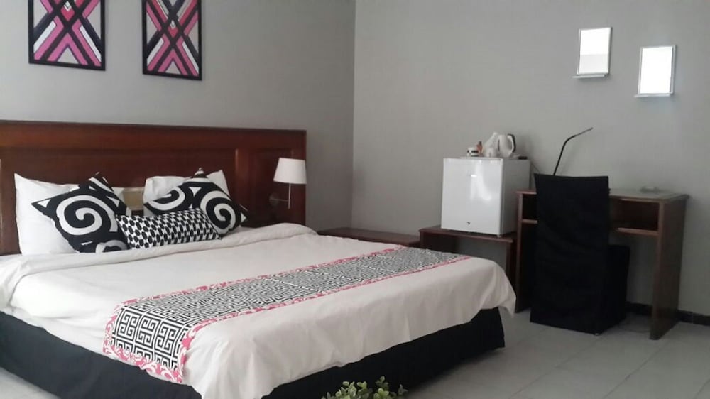 Double Room - Photo 3