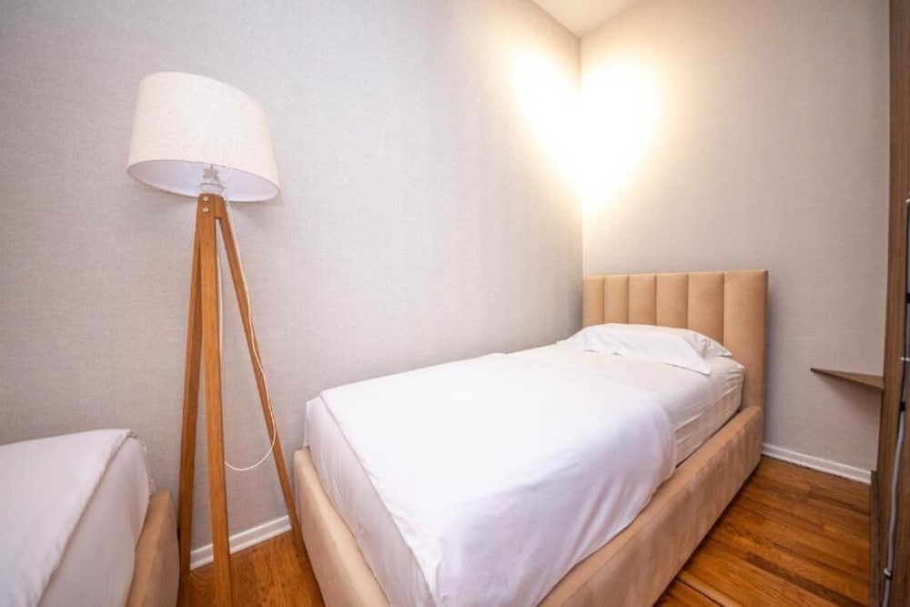 Deluxe Apartment, 2 Bedrooms, Balcony, City View