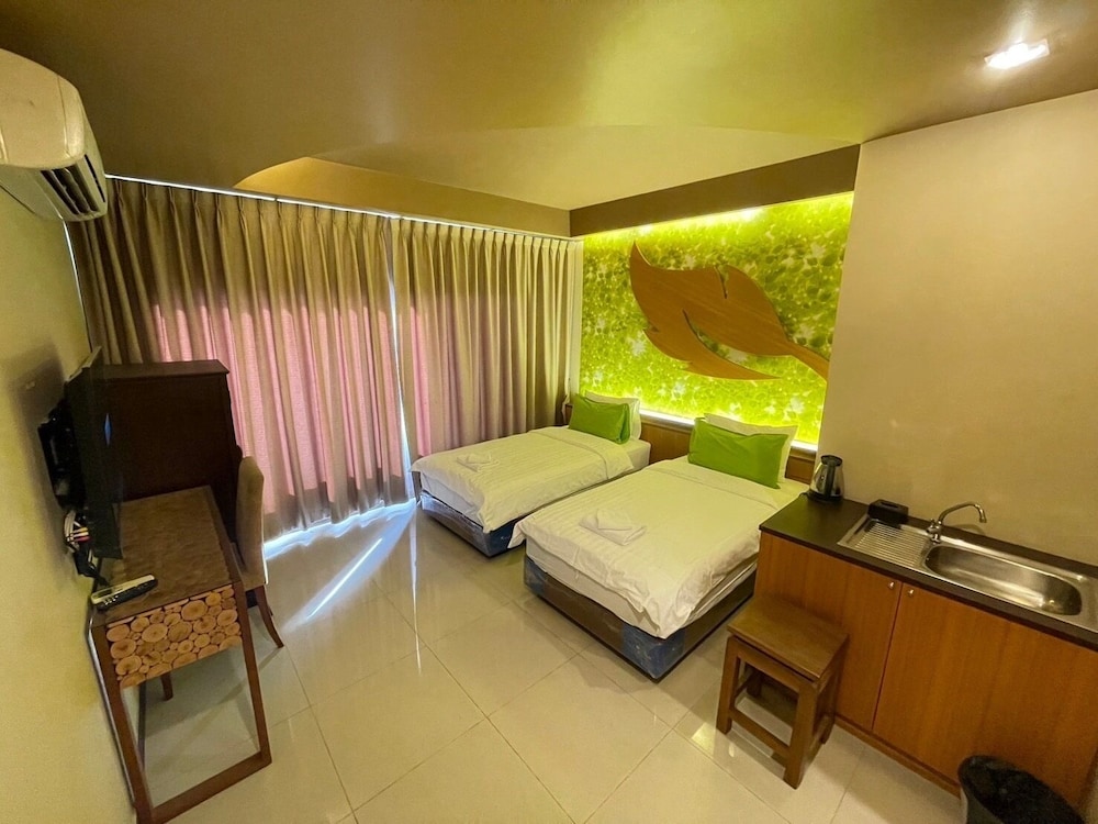 Superior Double Or Twin Room, City View photo 1