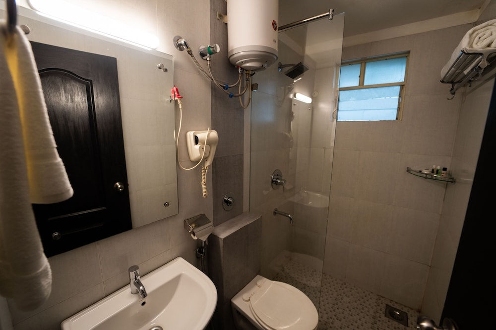 Standard Room, 1 Double Bed - Photo 7