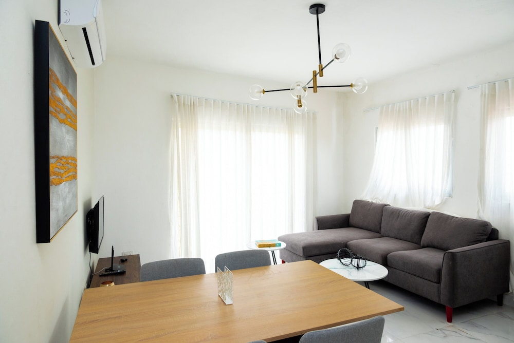 Comfort Apartment, 2 Bedrooms, City View
