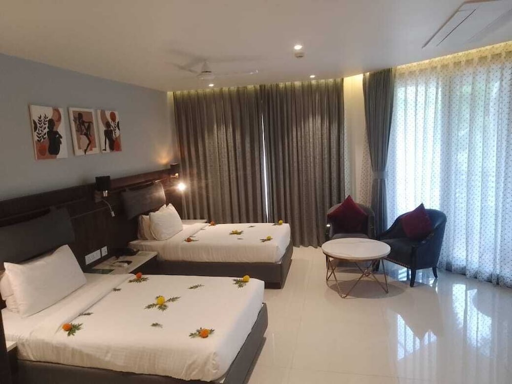Executive Room photo 2