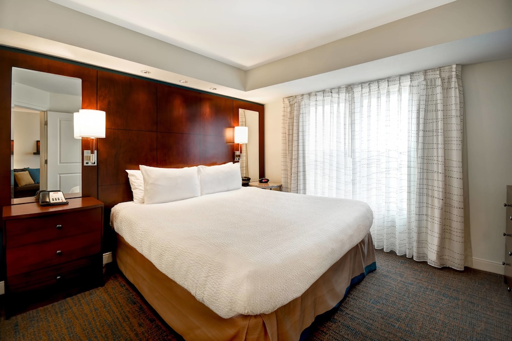 Suite, 2 Bedrooms (Pure) - Photo 4